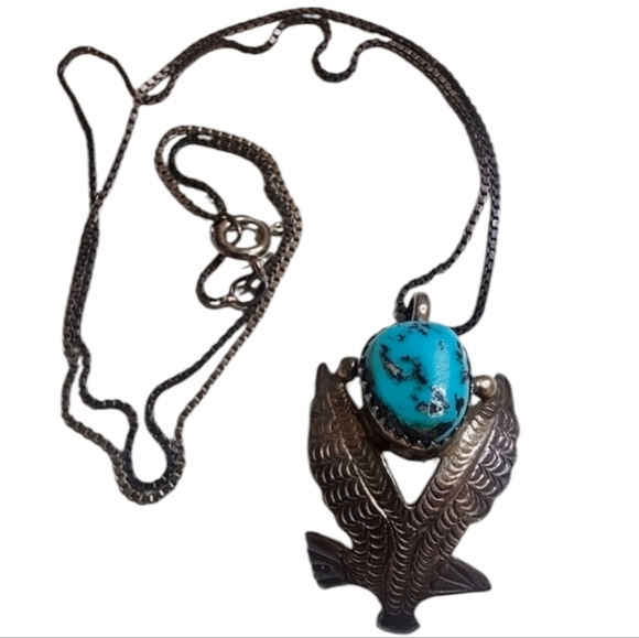 Sterling Silver Chucky Turquoise Eagle Bird Pendent Necklace .925 Silver Chain - Picture 1 of 4